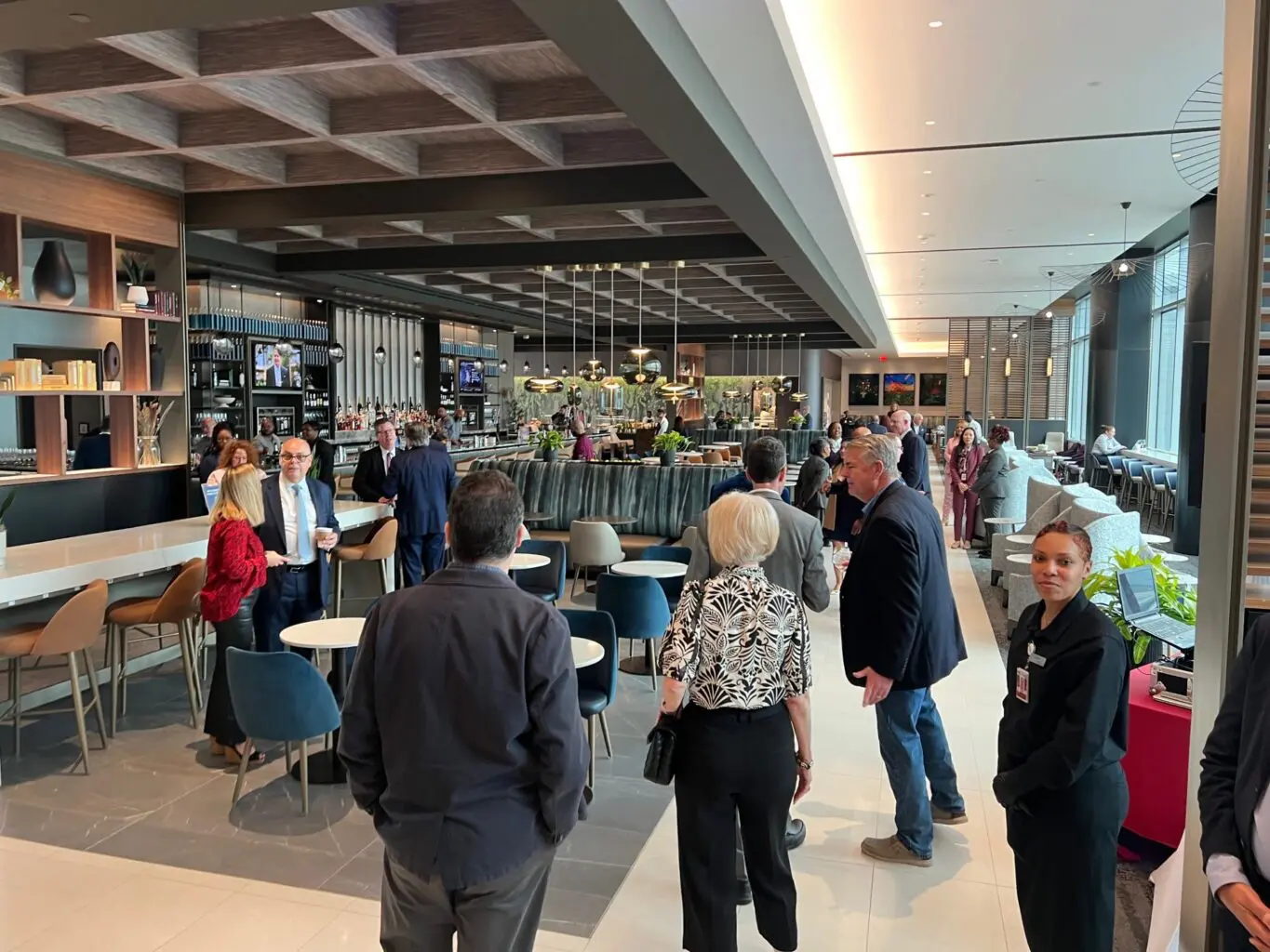 Delta Sky Club Atlanta Overview